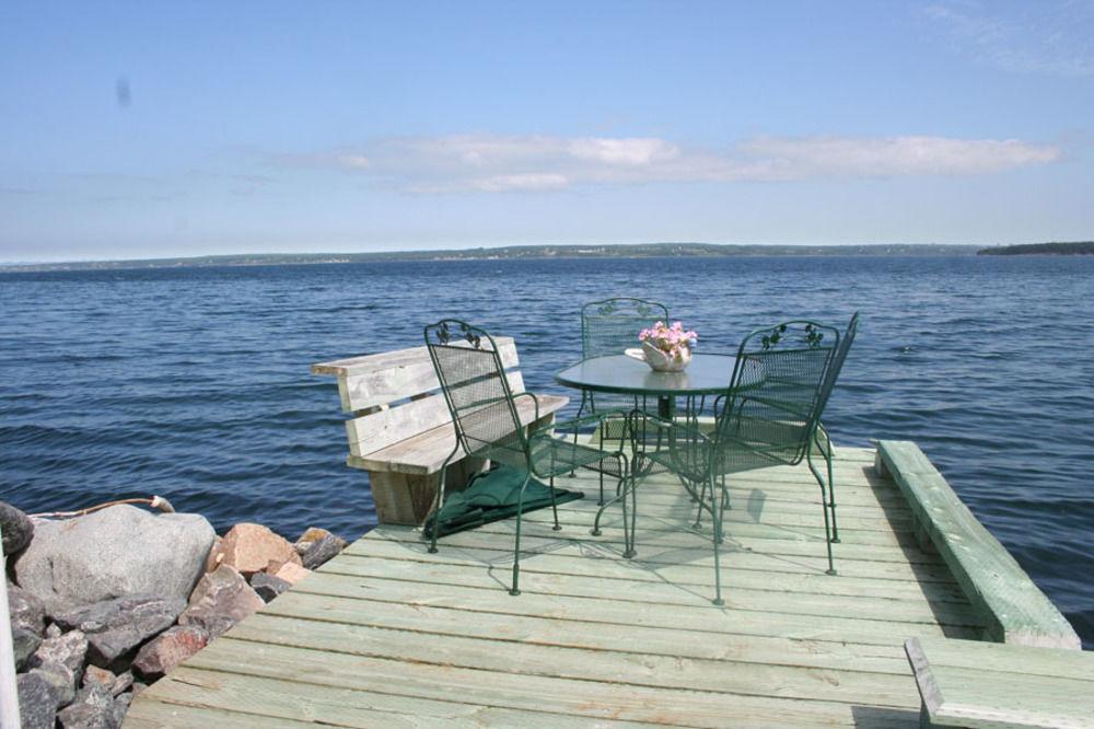 A Boat To Sea Bed & Breakfast North Sydney Exteriör bild